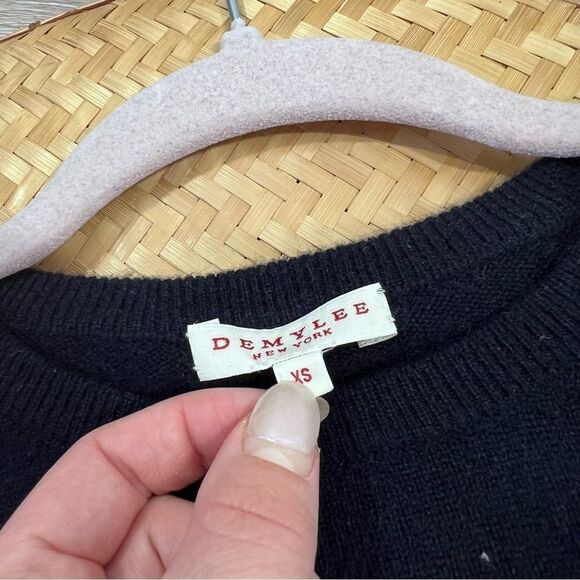 Demylee 100% cashmere navy and white stripe crewneck sweater - Picture 9 of 9